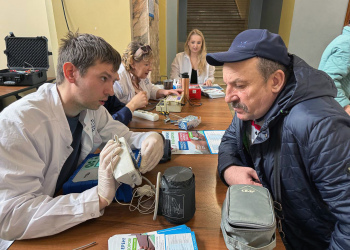 Фото 4 к новости Нижегородская область стала лидером Всероссийской акции по бесплатной проверке тонометров «Будь уверен! Будь здоров!»